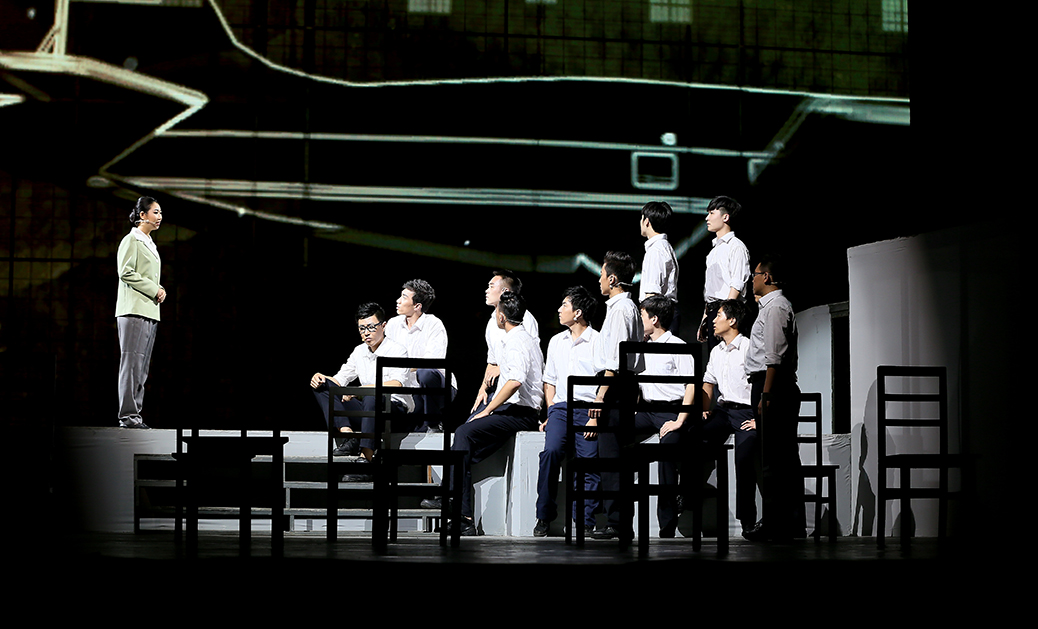 北京航空航天大学《罗阳》剧照：来到北航的第一节课