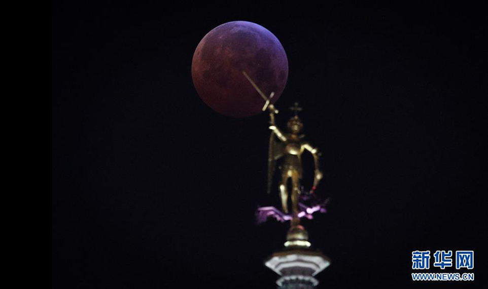 &ldquo;超级红月亮&rdquo;现身加州掀起观月热