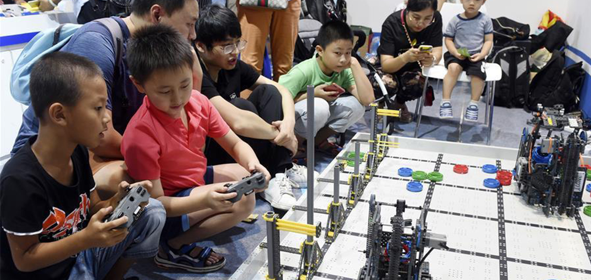 青少年&ldquo;扎堆&rdquo;世界机器人大会