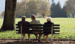 老年人应如何防护？