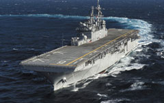 "美国"号:世界最大两栖攻击舰