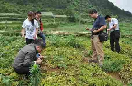 贵州科技厅&ldquo;三下乡&rdquo;送服务