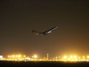 &ldquo;阳光动力2号&rdquo;成功飞抵重庆