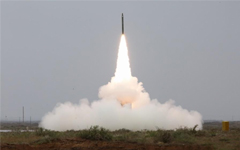 中国先进火箭炮火炮震撼射击