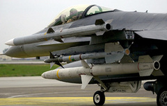 地面雷达站的克星：机载反辐射导弹