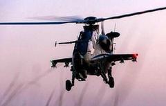 夜幕下陆航直10身披“黄金甲”