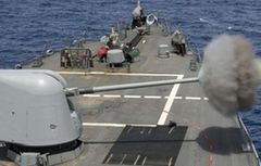 美军舰炮将装备制导炮弹:射程增3倍