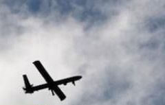 外媒称伊朗新型无人机亮相军演