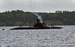 德国212潜艇艇身真光滑