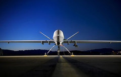 美军欲打造“蜂群”:F-35指挥无人机编队