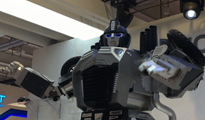 700余款机器人亮相大会