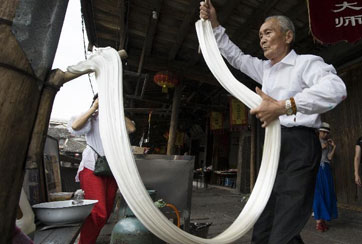 浙江绍兴安昌&ldquo;扯白糖&rdquo;