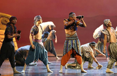 大型舞剧《法显》首映剧照