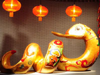 首博“金蛇舞春风”展览