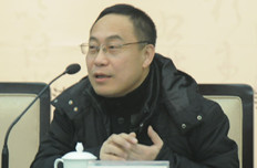 朱培尔介绍与会嘉宾