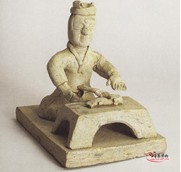 青瓷庖丁剖鱼俑