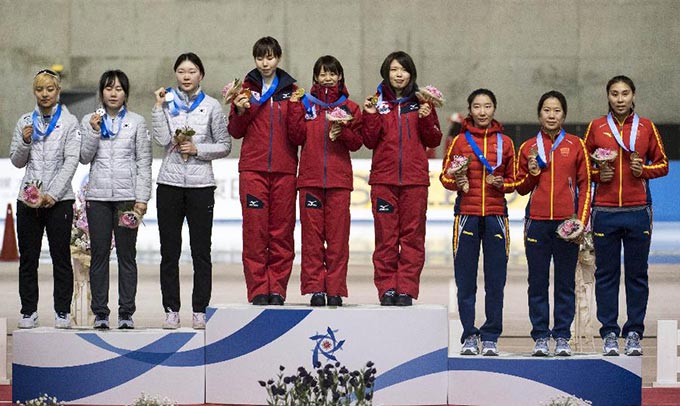 亞冬會速滑女子團體追逐賽:日本隊獲冠軍 中國隊獲銅牌