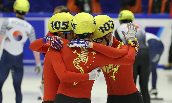 亚冬会短道男子5000米接力:中国队夺冠