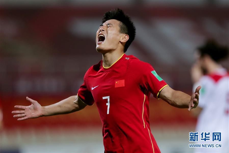 （體育）（1）足球——世預賽40強賽：中國隊勝敘利亞隊晉級12強賽
