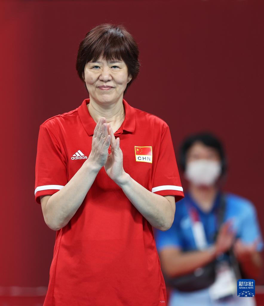 郎平宣布离任中国女排主教练 合同于8月31日到期
