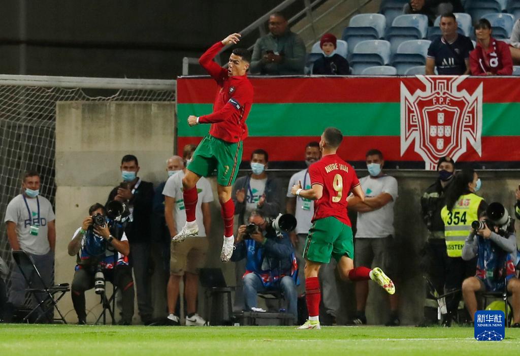 葡萄牙足球拿过什么冠军_德国葡萄牙法国拿亚军12年后夺冠_葡萄牙护照怎么拿