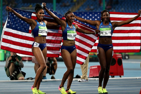 女子田径100米栏决赛：美国选手包揽金银铜牌