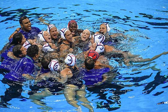 美国队夺得女子水球金牌