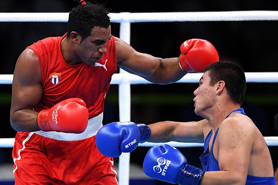 古巴选手洛佩斯夺得男子拳击75公斤级冠军