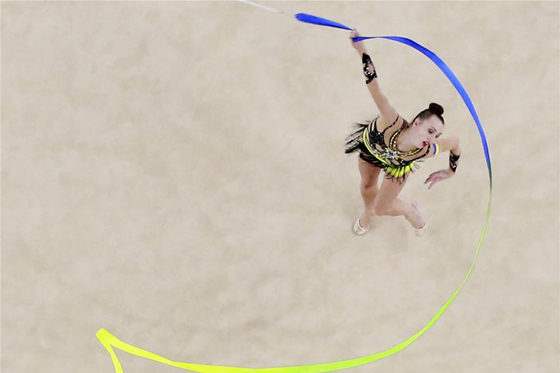艺术体操个人全能：乌克兰选手里扎迪诺娃获得铜牌