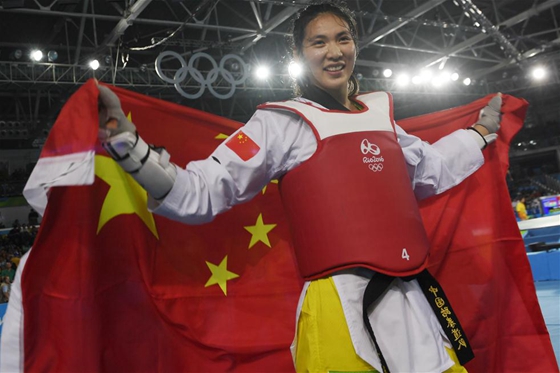 女子跆拳道67公斤以上级：中国选手郑姝音夺冠