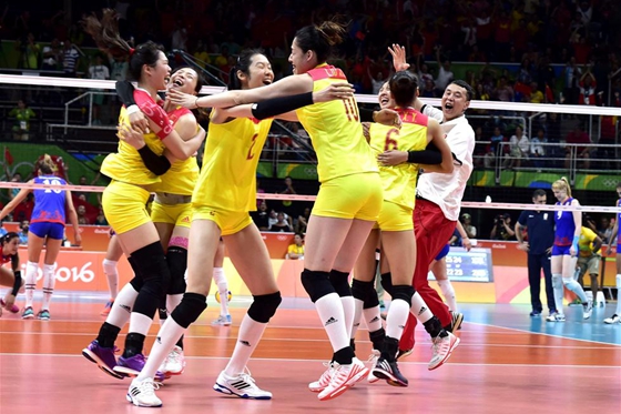 夺冠一刻：中国女排队夺冠