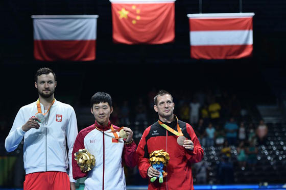 中国选手葛杨获得男子单打10级金牌