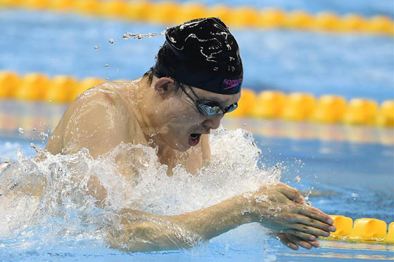 杨博尊男子100米蛙泳SB11级夺冠