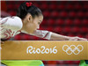 中国体操女队队员入场里约奥林匹克体育馆进行训练