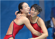 快讯：施廷懋吴敏霞摘跳水女子双人3米板金牌