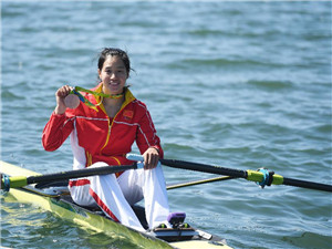 段静莉力拼铜牌夺女子单人双桨中国奥运首块奖牌