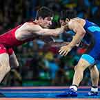 伊朗青年赢得74公斤级“血战”