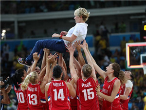 塞尔维亚创造历史夺得女篮铜牌