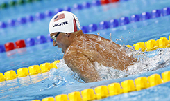 美国奥运游泳冠军罗切特遭四大赞助商抛弃