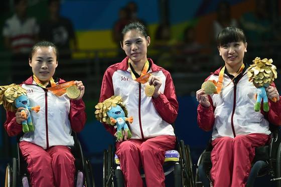 乒乓球——中国队获得女子团体CL1-3级冠军