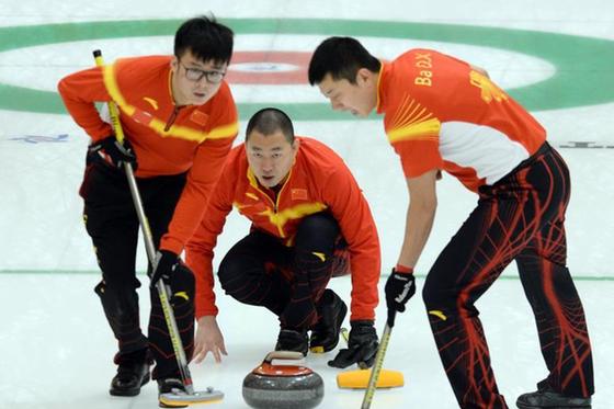 冰壶男子组：中国队战胜日本队