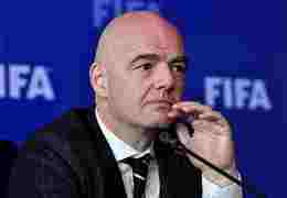 新华社：2022年卡塔尔48支球队能否成行？国际足联要掂量轻重缓急