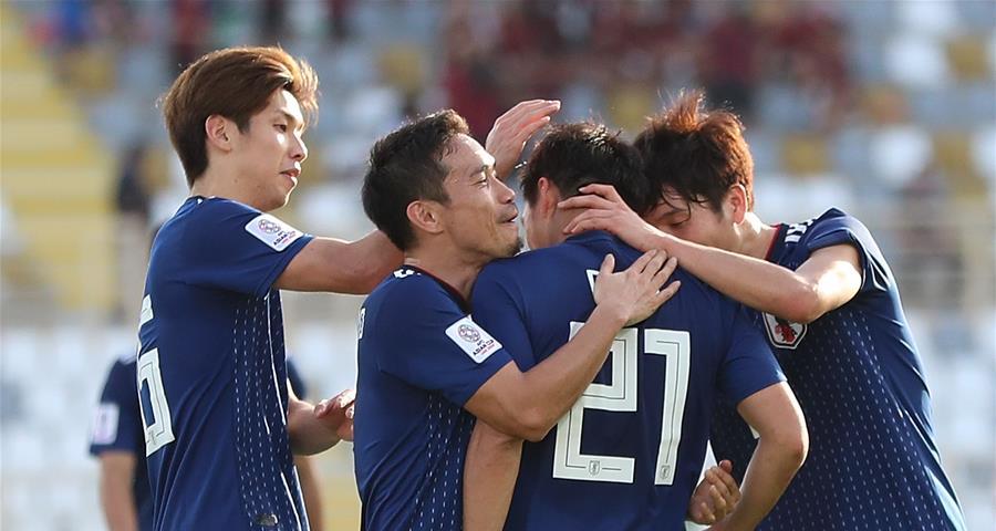 亚洲杯综合：三支强队过关，中超球星建功