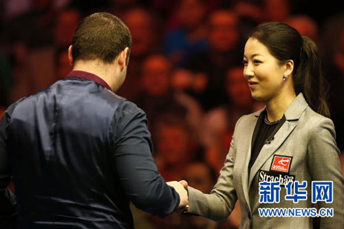 中国美女裁判执法斯诺克排名赛决赛