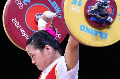 女子举重58公斤级决赛李雪英夺冠