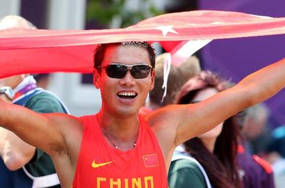 奥运会男子50公里竞走中国选手司天峰获铜牌