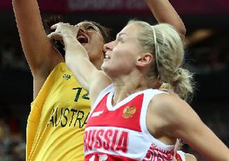 女子篮球铜牌争夺战：澳大利亚对阵俄罗斯