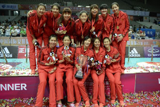 女排精英赛：中国队夺冠