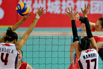 中国国际女排精英赛：中国胜多米尼加