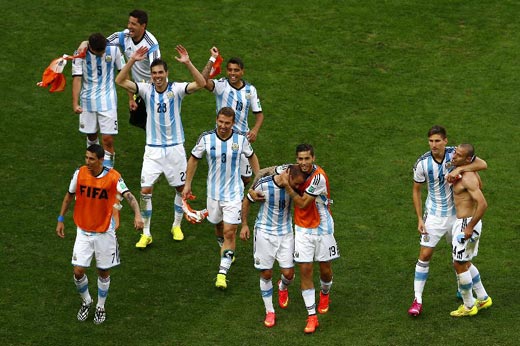 阿根廷队庆祝晋级